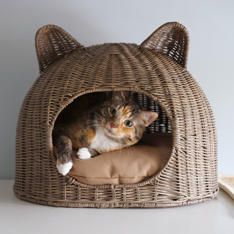 Hand-woven wicker Cat on sale House